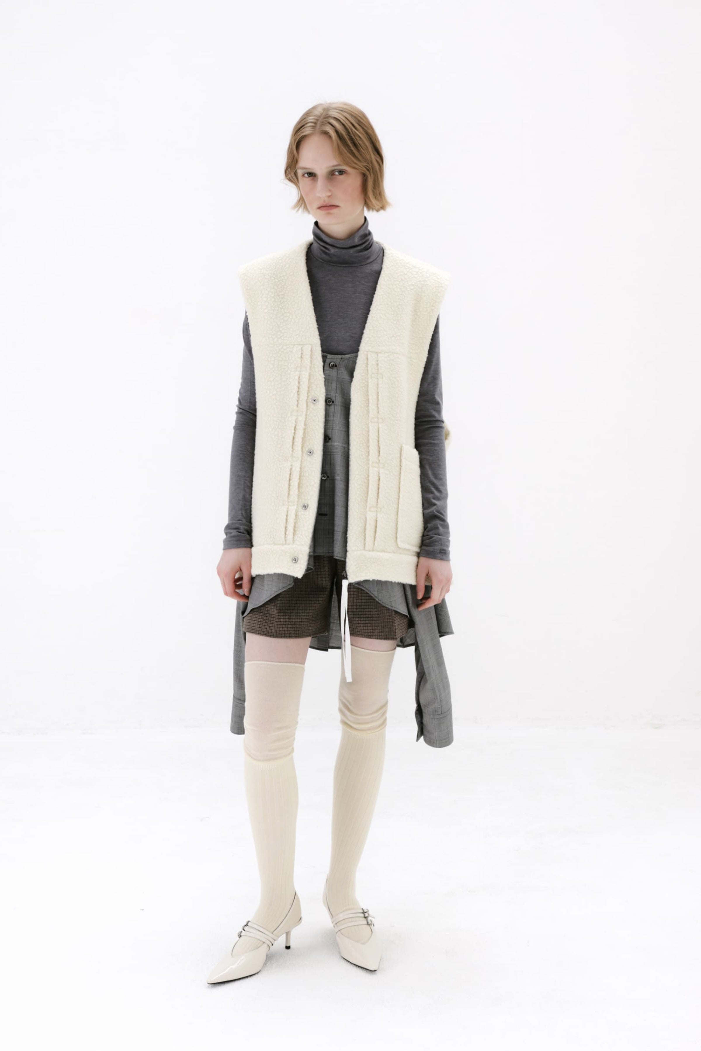 Wool boa oversized vest