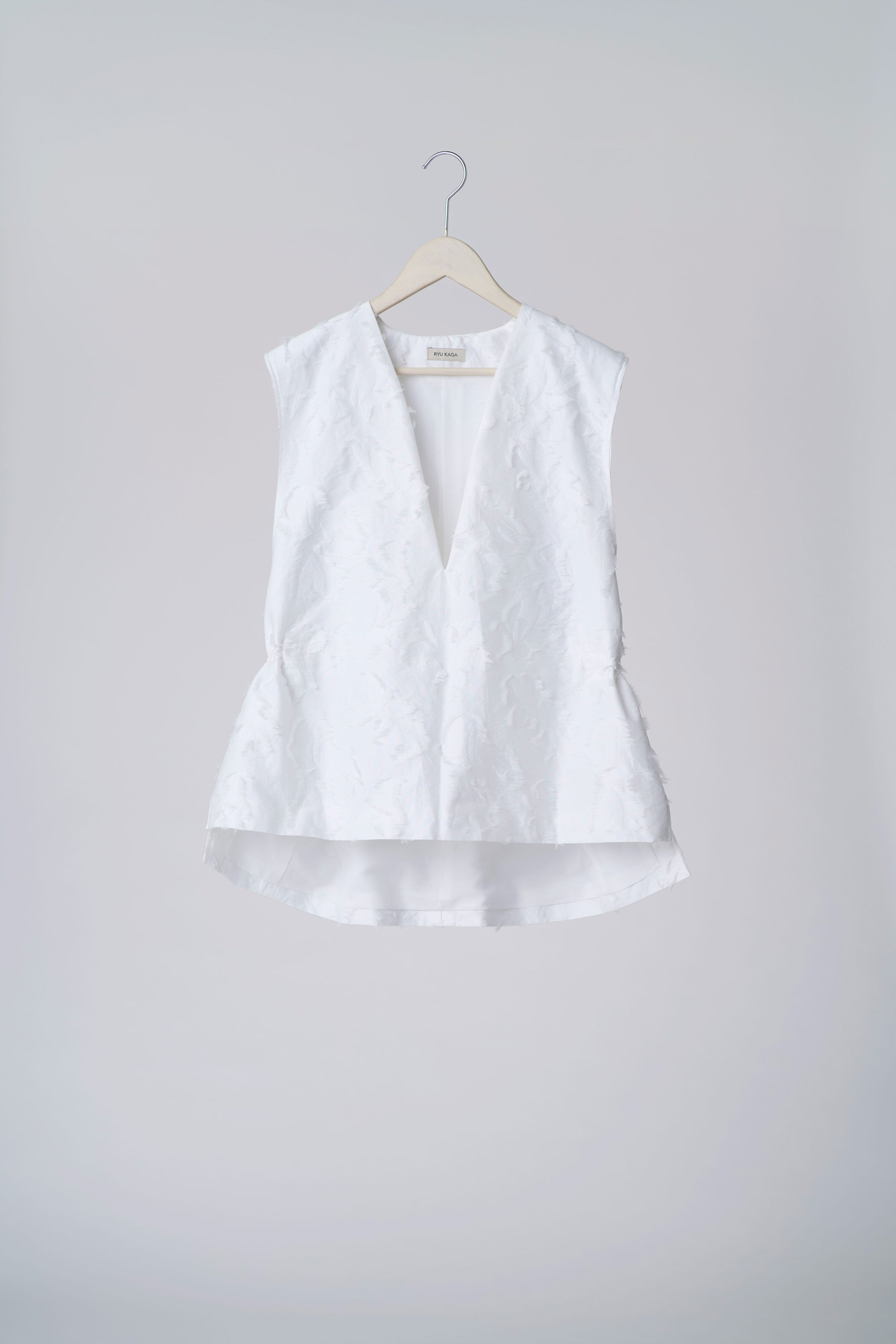 Jacquard shirred vest