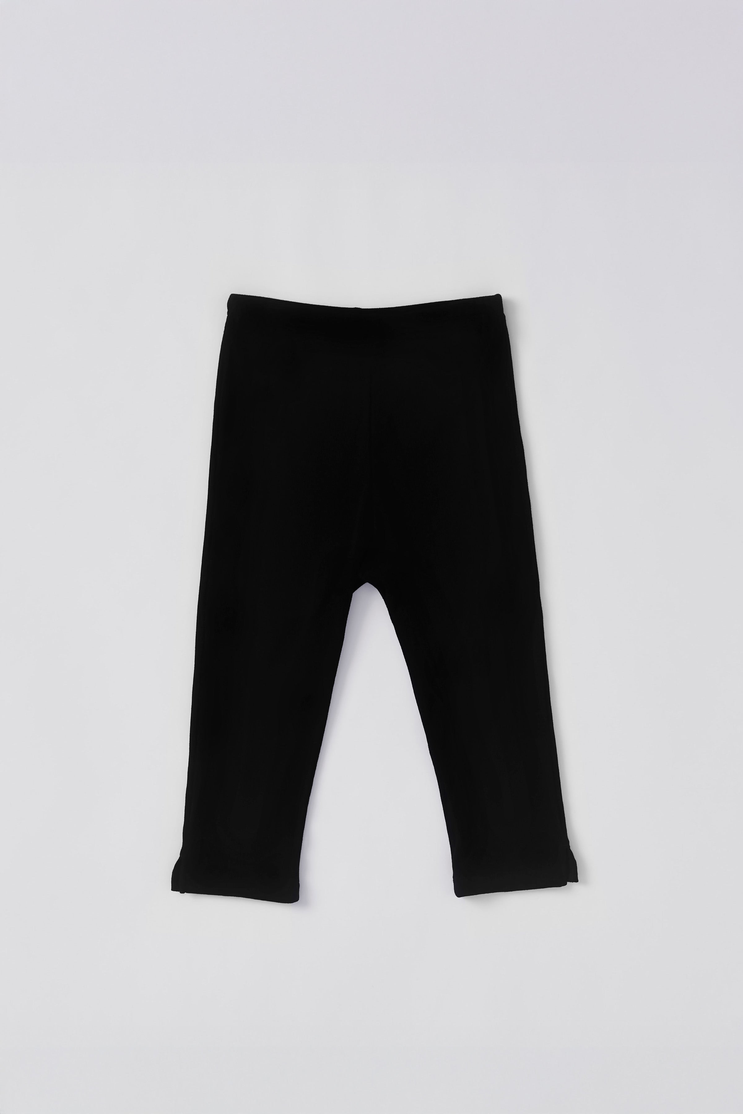 Side slit half leggings