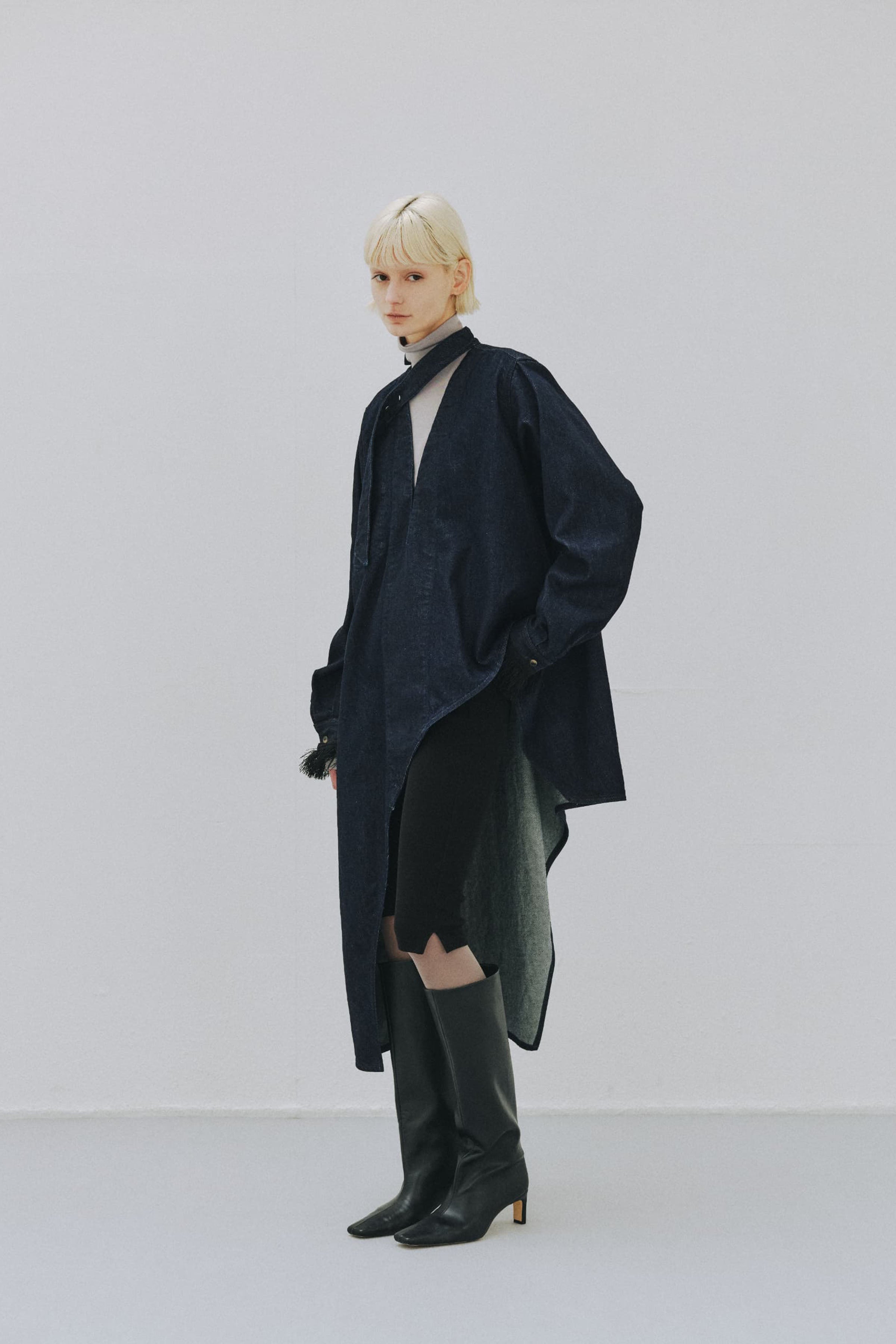 Side slit half leggings