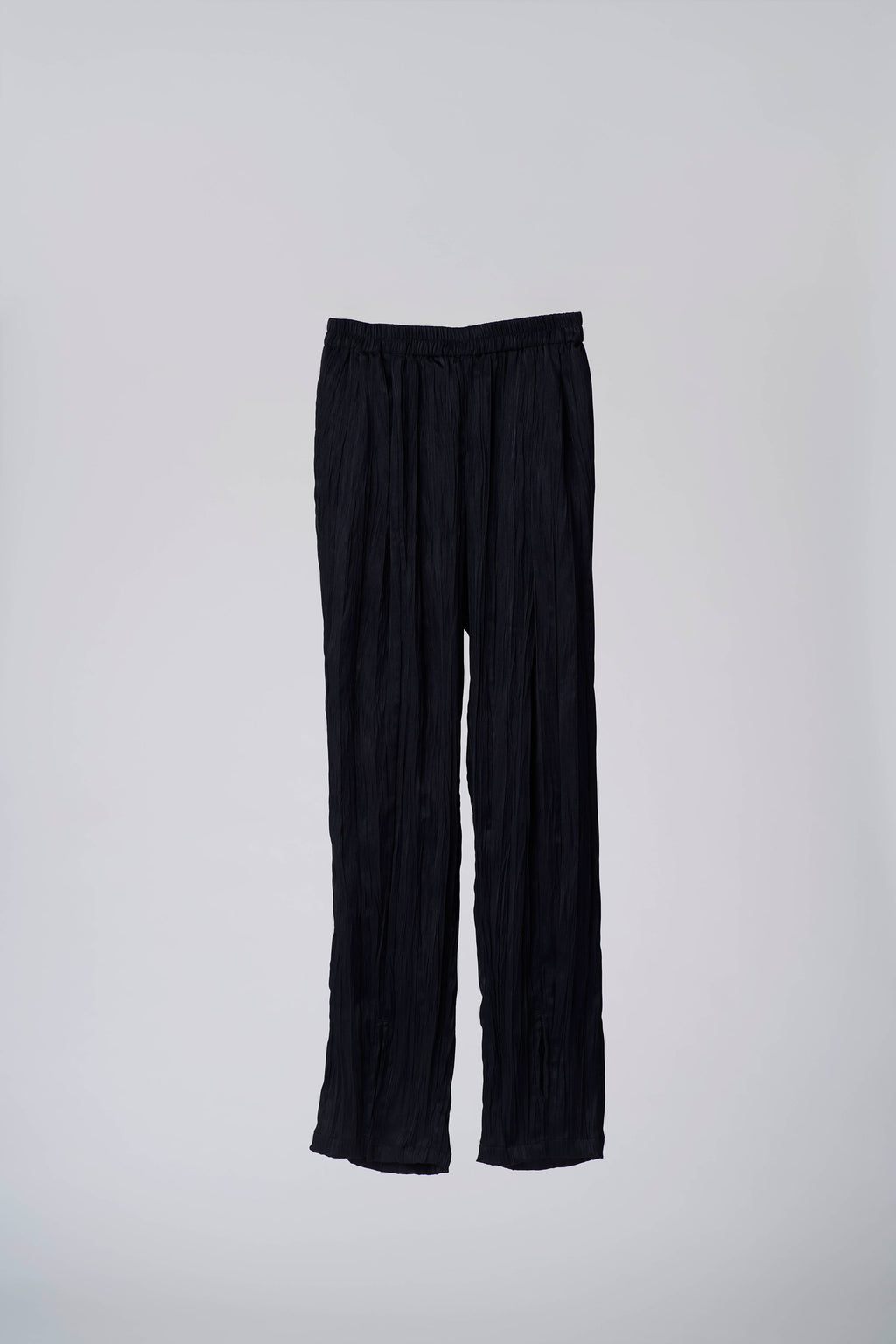 Pleated slit pants